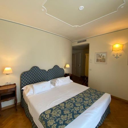 La Vittoria Boutique Hotel Garda  Exterior foto